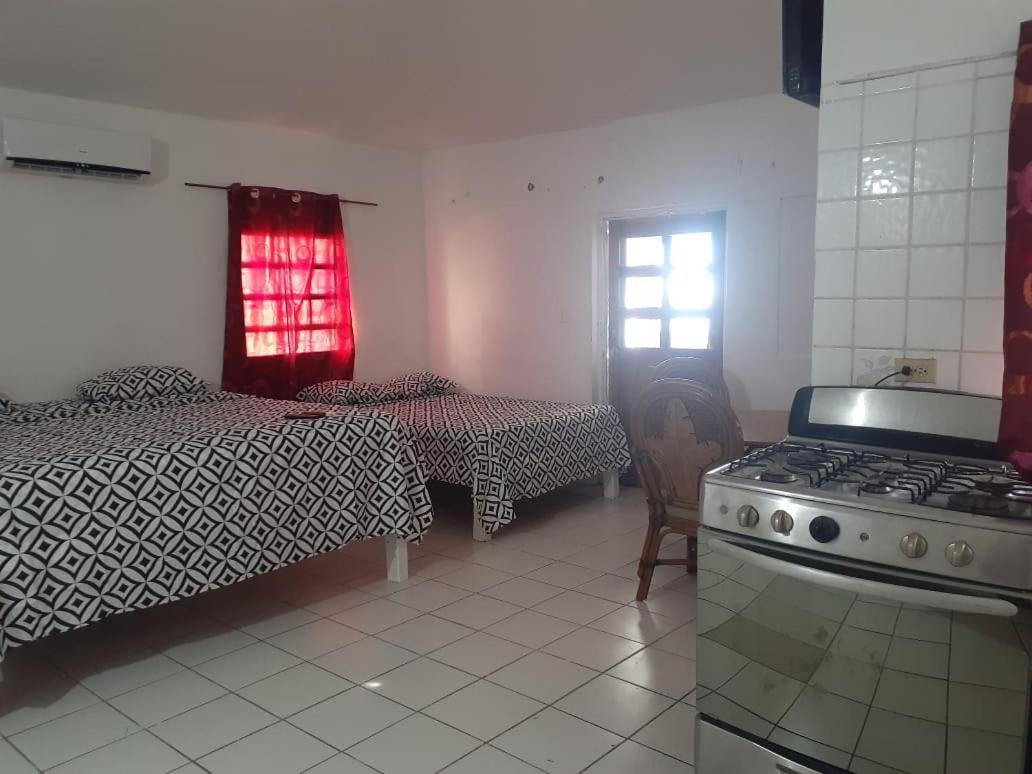 مبيت وإفطار فيليبسبورغ Calinago Friendly Family Sxm المظهر الخارجي الصورة